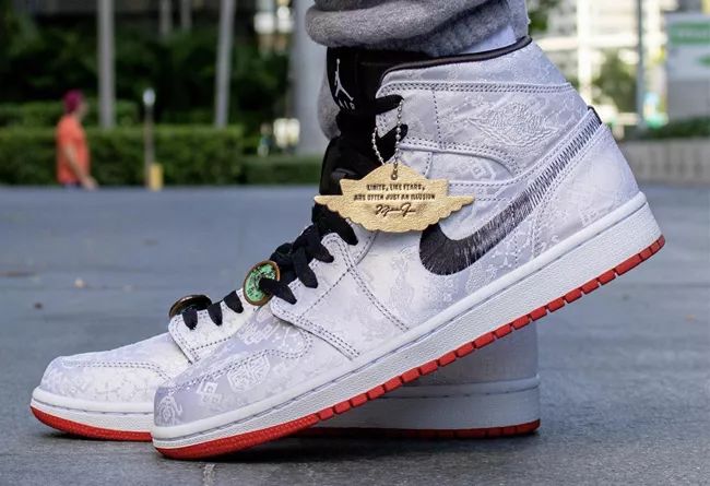 冠希亲晒刮开效果白丝绸aj1mid登记倒计时周六发售