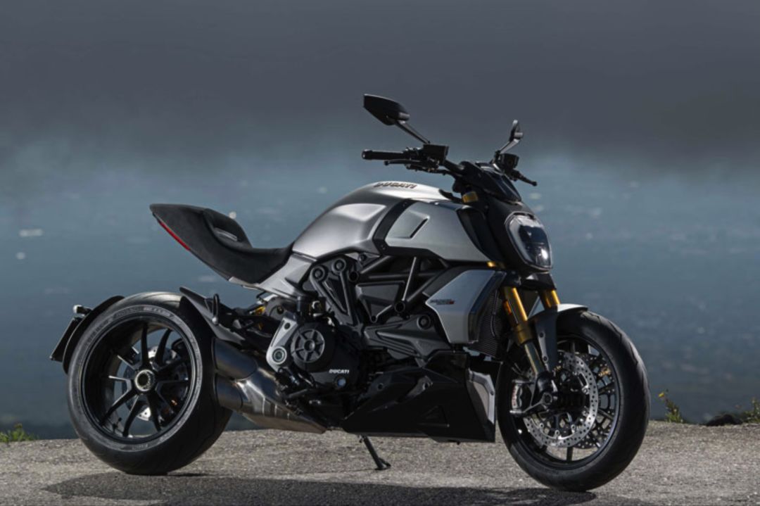 售价21万元起新款杜卡迪大魔鬼diavel1260国内售价公布