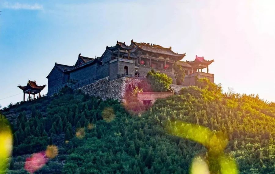 文王山 李刘晋 摄经历 王鹏 摄文脉潞城 魏旭强 摄东邑村古庙喜事