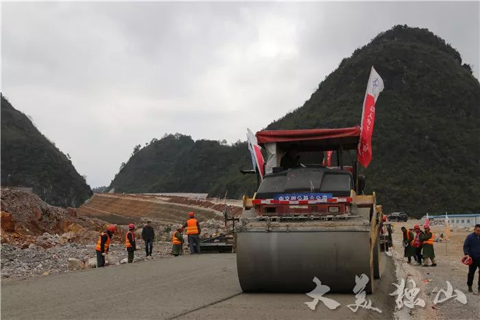 不忘初心牢记使命独山县交通运输局全力以赴推进玉水公路建设切实解决