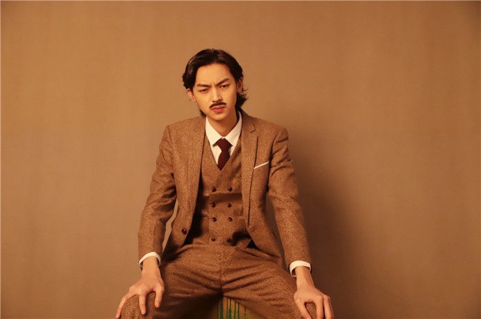 悬疑大戏八个女人即将上演快来领票