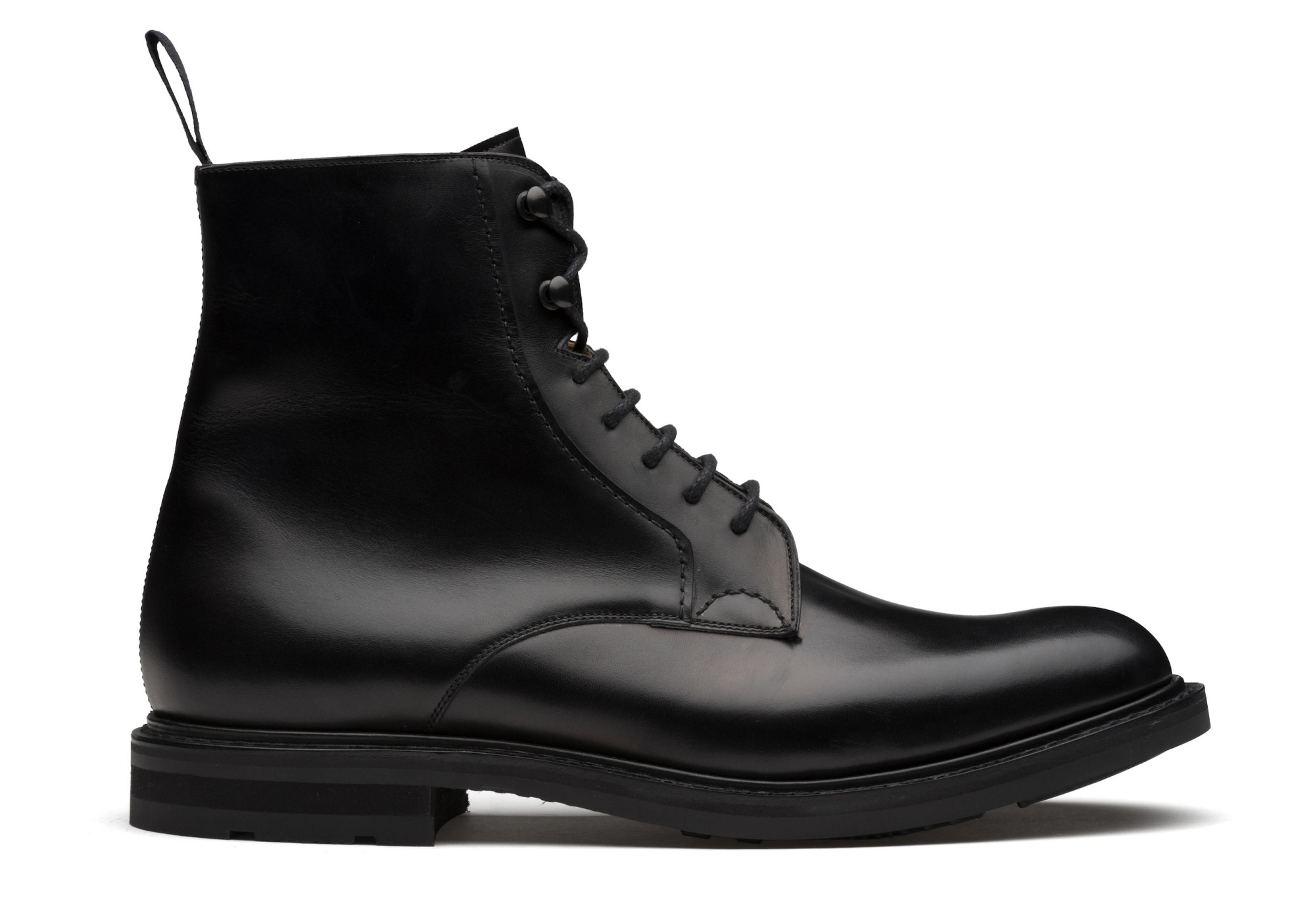 冬天穿上这四款小众英伦男士皮靴会让异性对你的品味刮目相看