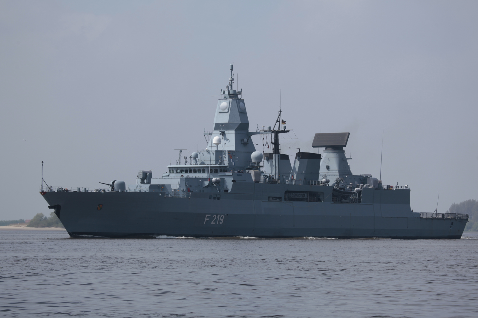 德国f124萨克森级护卫舰已经有了一体化的雏形