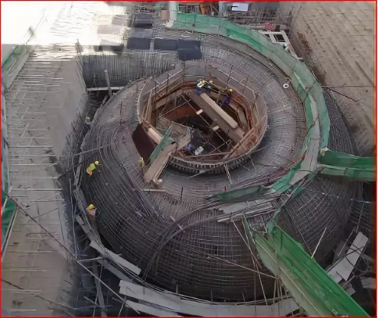 巴基斯坦卡洛特水电站厂房1号机组首仓蜗壳二期混凝土浇筑完成