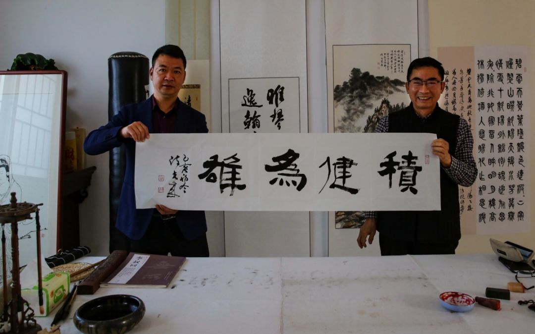 平阳县传统书画文化"六进"活动走进萧江!