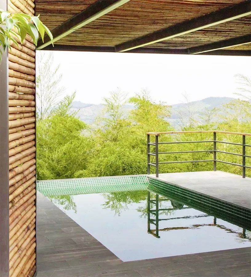 坐拥2500亩森野, 云顶温泉,树屋别墅, 躺看山峦与冬雪!