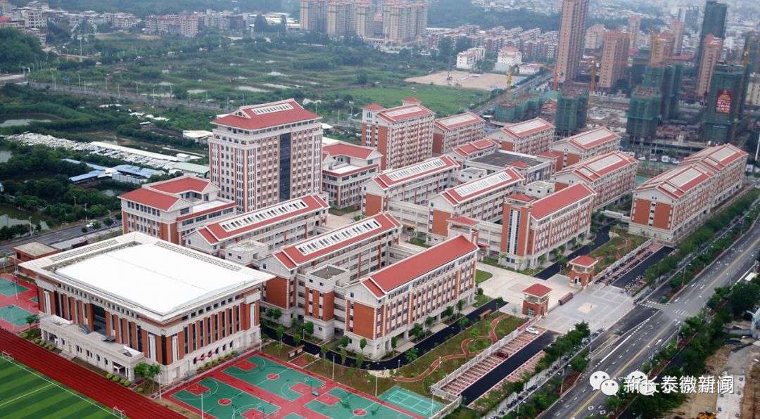长泰一中校园鸟瞰图另外,作为经济实力"十强"县,背后又有哪些发展经验