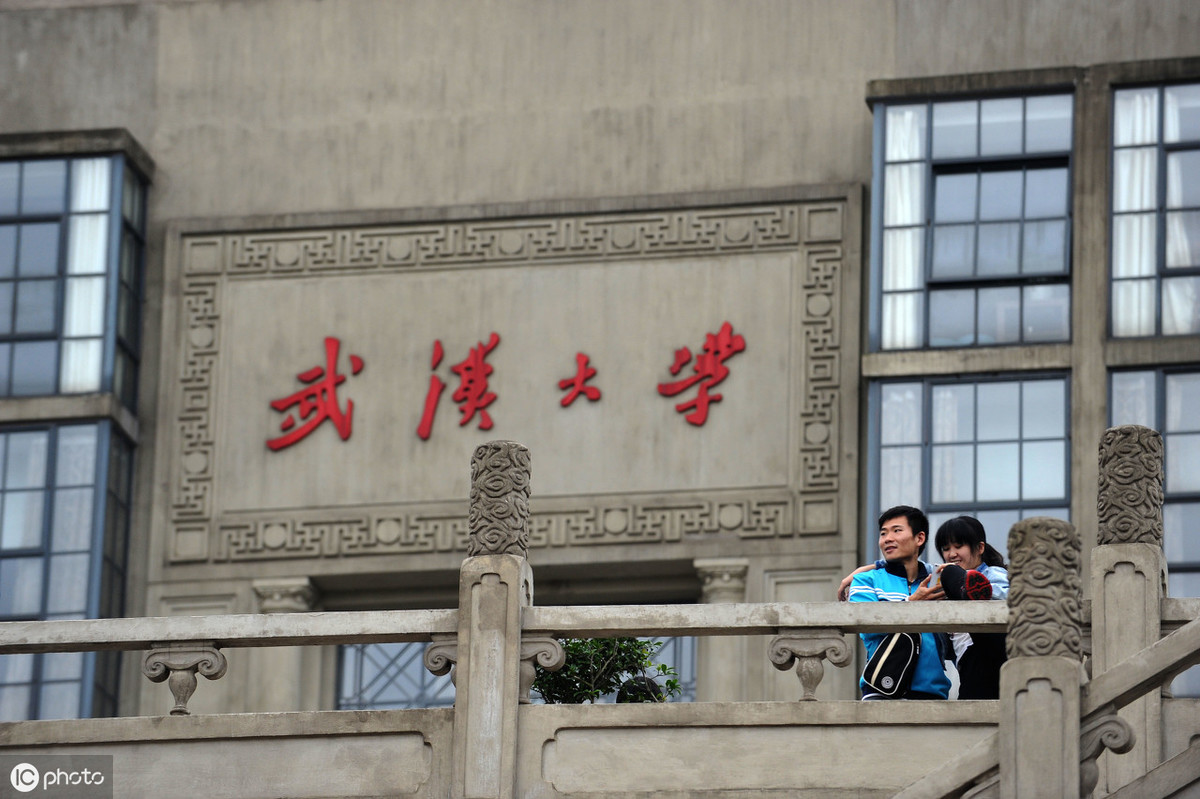 湖南3所湖南大学:表演,广播电视编导,艺术设计,播音与主持艺术中南