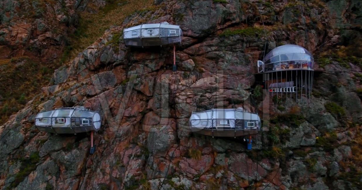 有机会您愿意去体验一下这个全透明的悬崖酒店吗?
