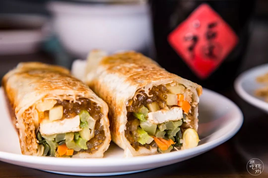 在杭州找到台州人私藏的地道小吃,食饼筒,糟羹.名字很怪味道很好!