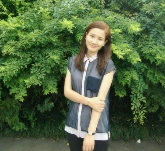 41岁潘雨辰婚姻坎坷嫁大11岁侯勇反被抛弃如今不敢谈恋爱