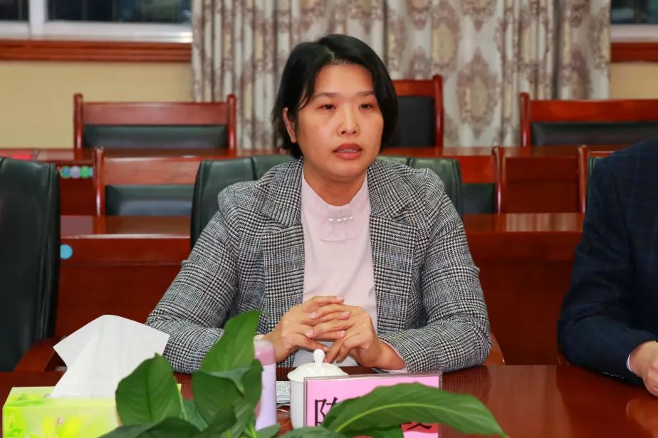 陈碧霞股长总结发言据了解,全国孕产妇及新生儿健康监测项目起始于