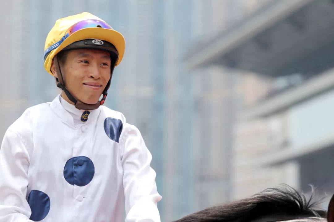 国际骑师锦标赛何泽尧勇闯高峰