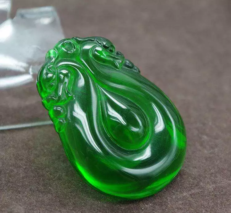 又透又绿的"冰翠"是翡翠冰种吗?