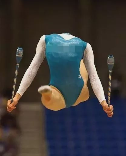 6,无头的体操运动员很不可思议对吧,初看或许会怀疑它的真实性,但是