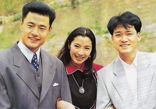 周华健在成龙电影中2次卖冰淇淋,他的一位老同