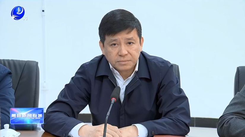 会上,在听取有关汇报后,李建辉强调,园区是城市转型升级的重要抓手,是