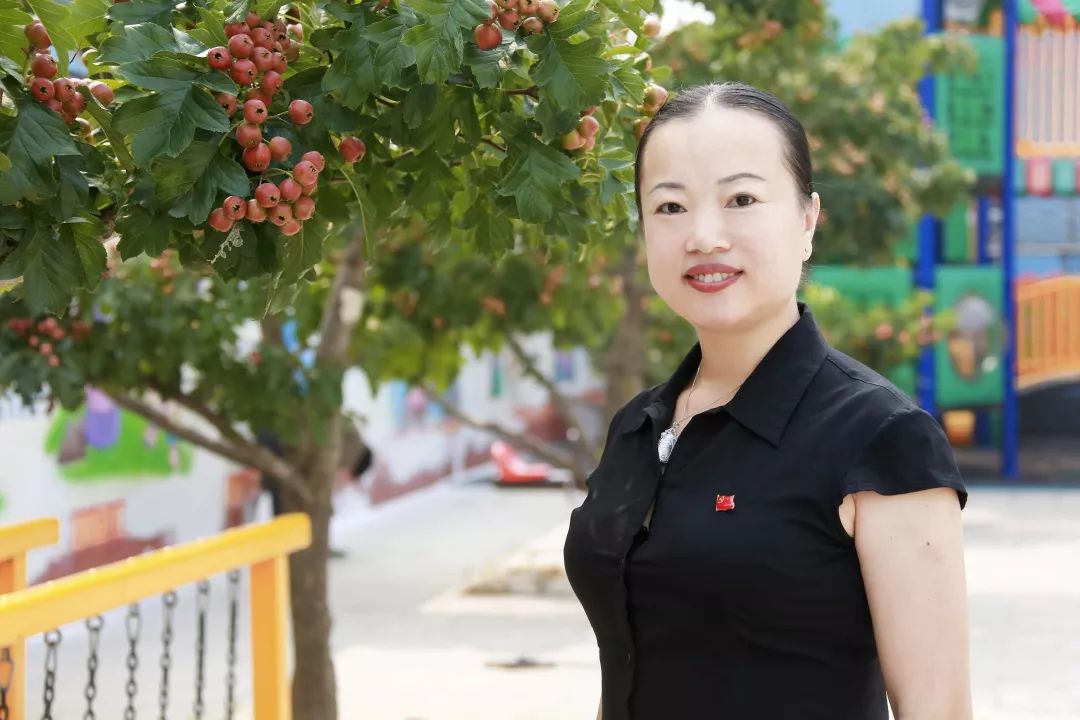 馬永彬北京市平谷區第一幼兒園園長兼黨總支副書記,中學高級教師.