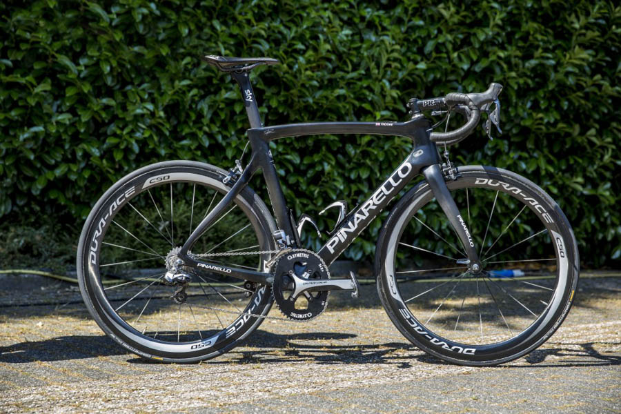 2015年,弗鲁姆使用的pinarello dogma f8.