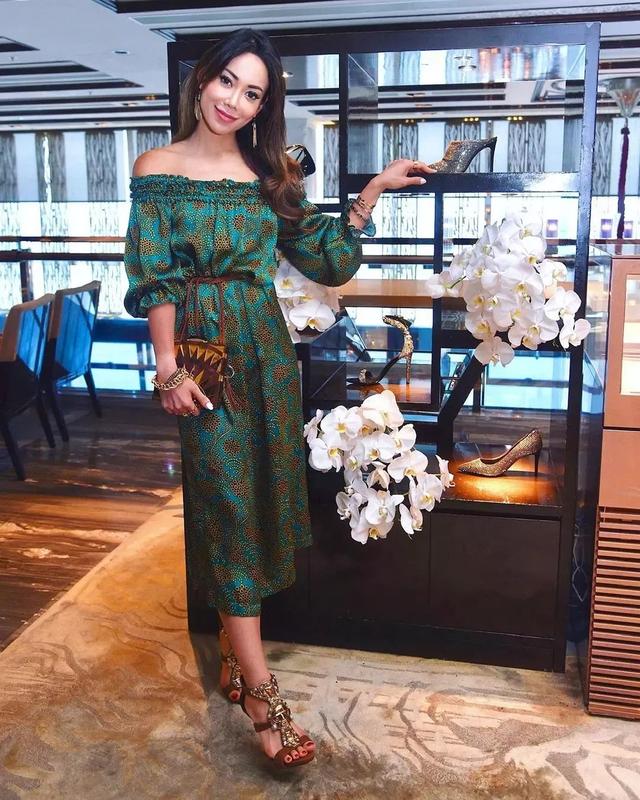 郭燕光,出生于1990年的郭燕光是郭惠光的同母妹妹,也是郭鹤年67岁才得