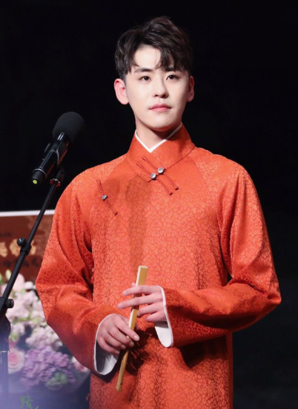 原创张云雷获德云社两位老先生声援风波发酵一周后才道歉内情曝光