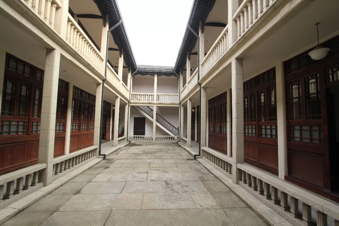 滨湖遗珠到荣氏古里看一个家族的奋斗印记