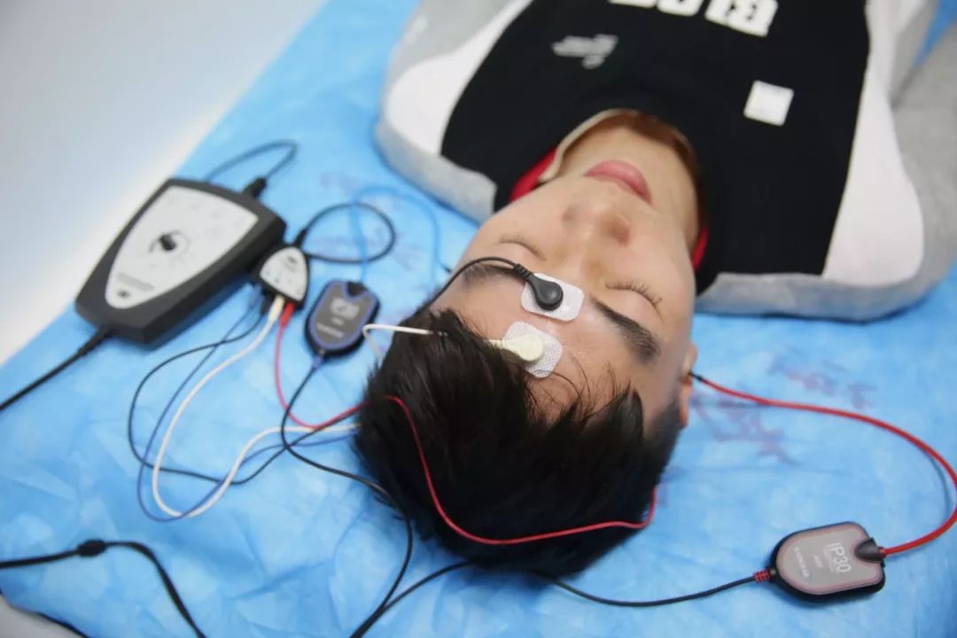 东方新闻东方总院引进丹麦国际听力客观听觉测试系统