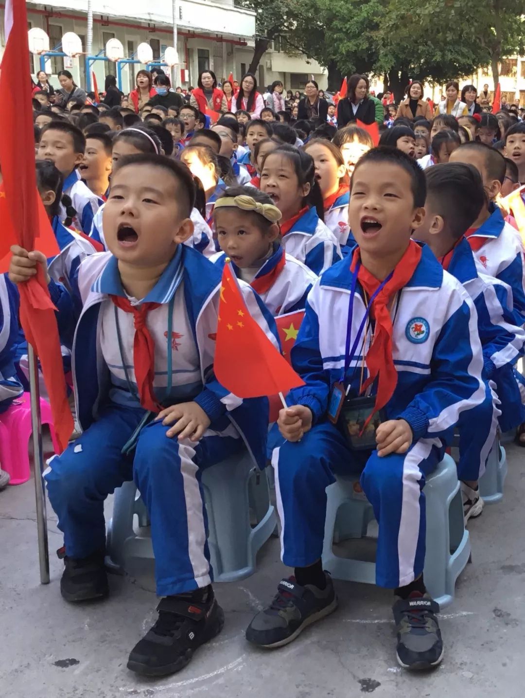 澄波校区我是中国人我爱我的祖国电白一小举行礼赞新中国奋进新时代