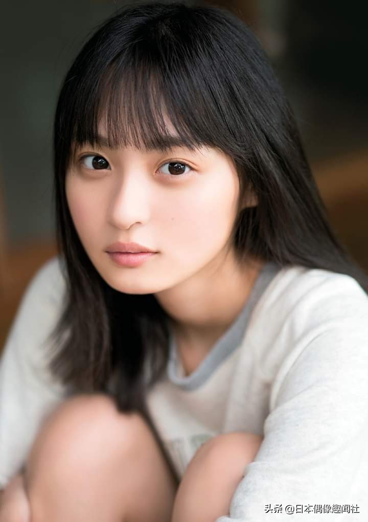 扇风机物语,乃木坂46远藤樱日常可爱拍摄