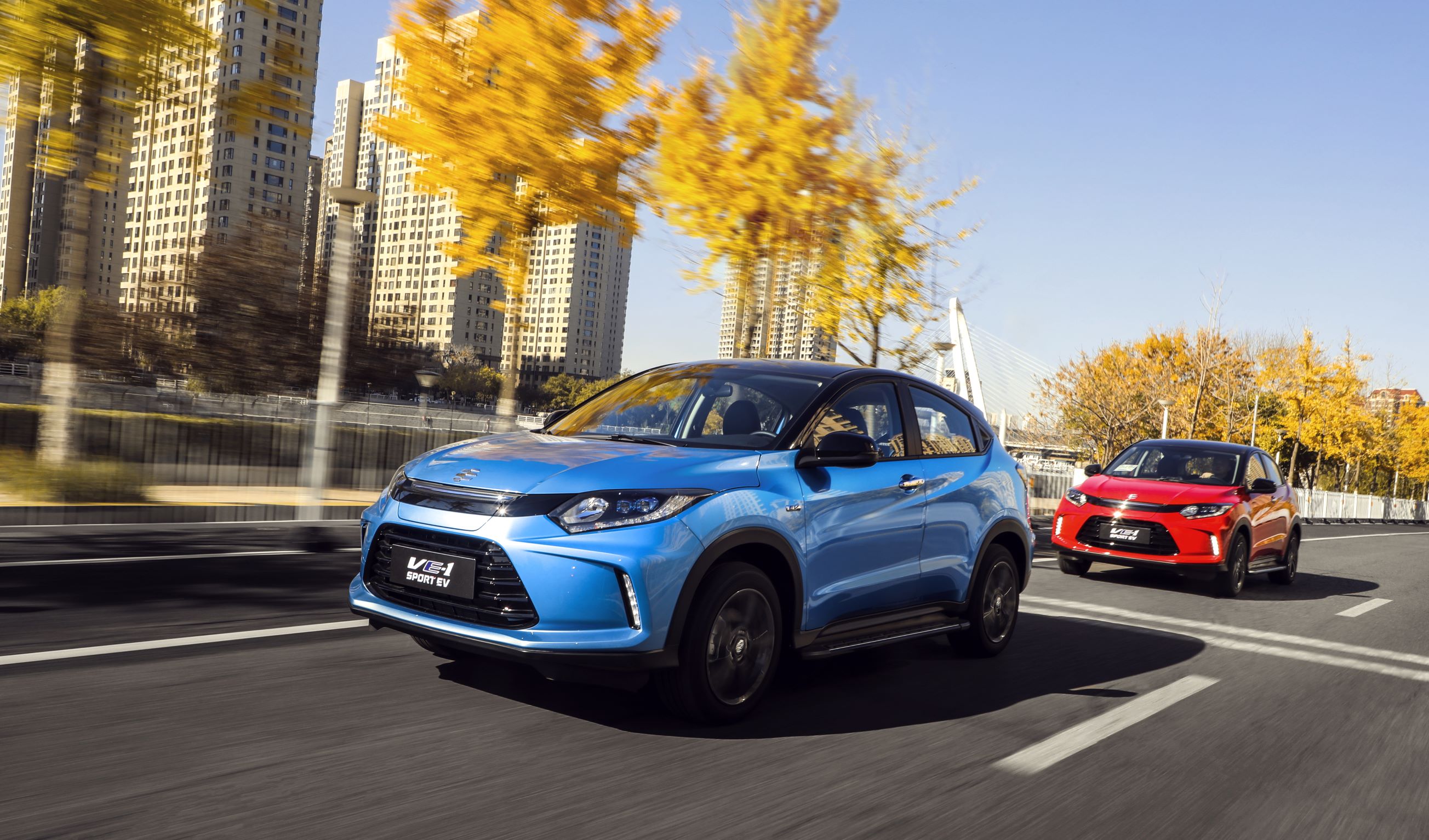 了全球车型缤智(vezel)的动感基因,采用"sporty dynamic"造型设计理念