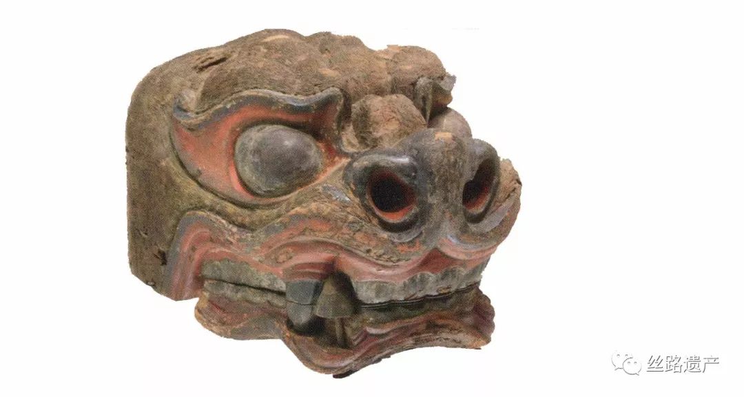 伎乐面戴上面具跳唐舞