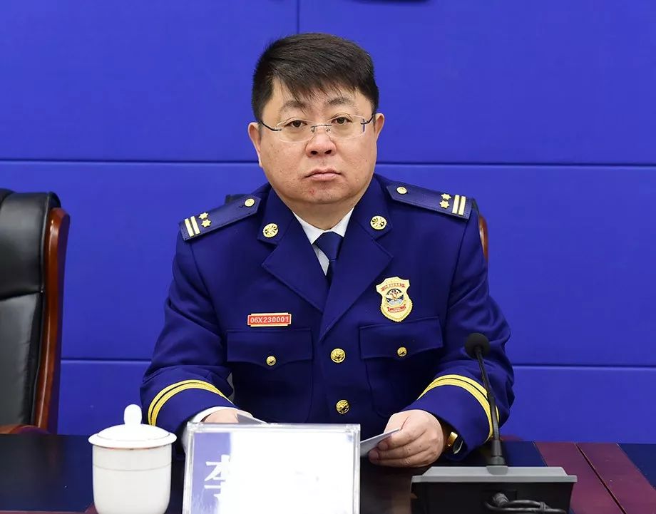 情况,市应急管理局局长崔永志同志宣读了《全市冬春火灾防控方案》