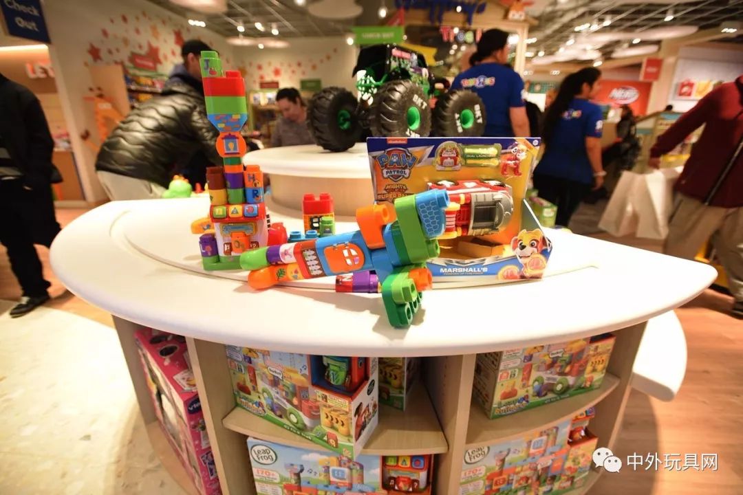 市场美国玩具反斗城实体店回归玩具巨头都很捧场