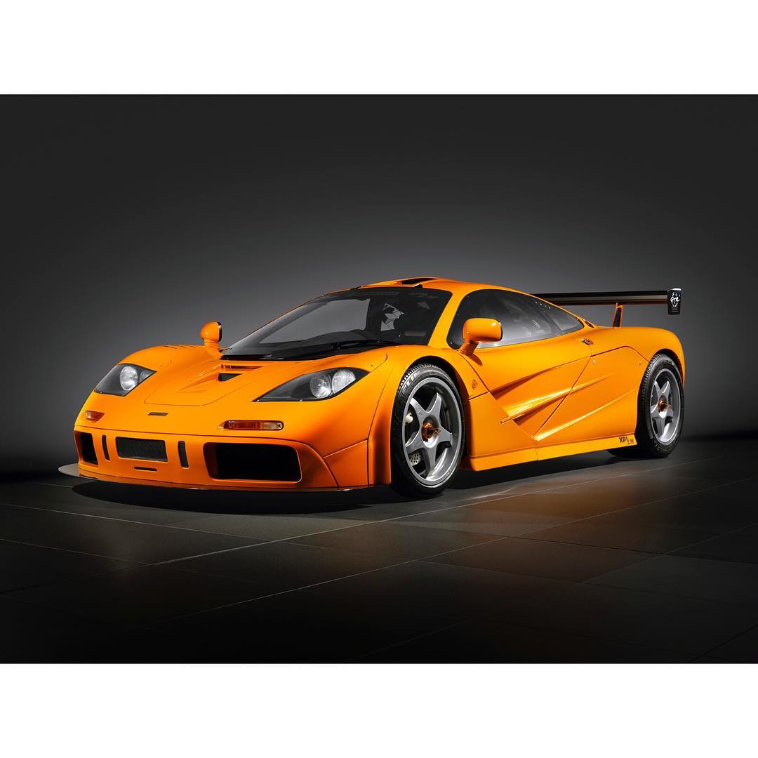 1995款迈凯伦f1 lm!配6.1升v12引擎,零百加速4秒