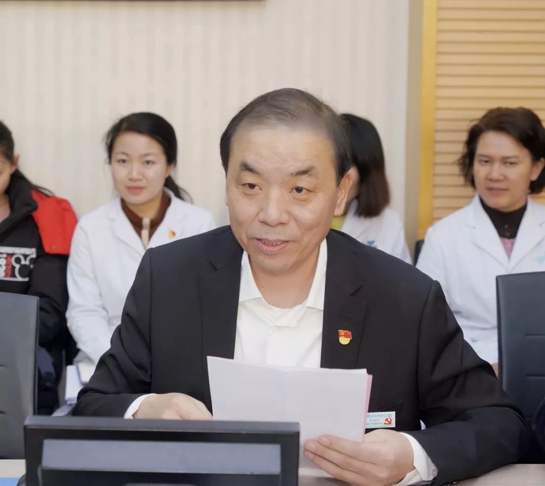 郑州市中心医院院长连鸿凯汇报工作