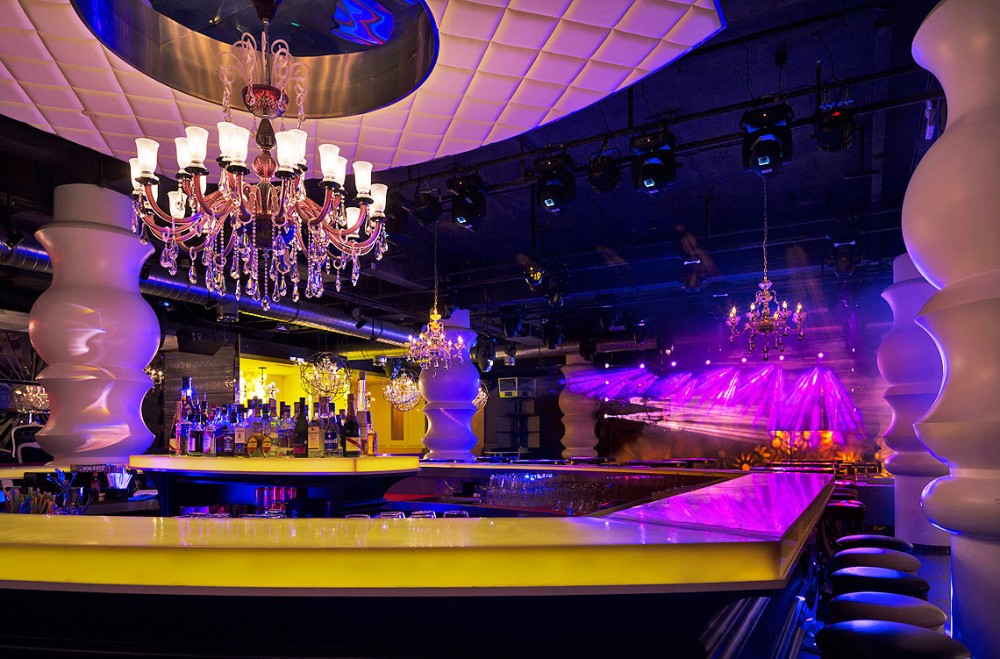 酒吧的神秘色彩-触觉感(玉苗装饰)