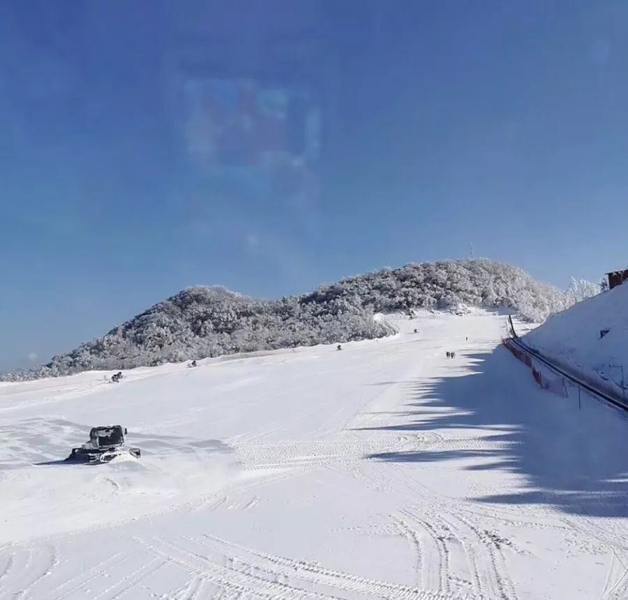 汉中滑雪场图片