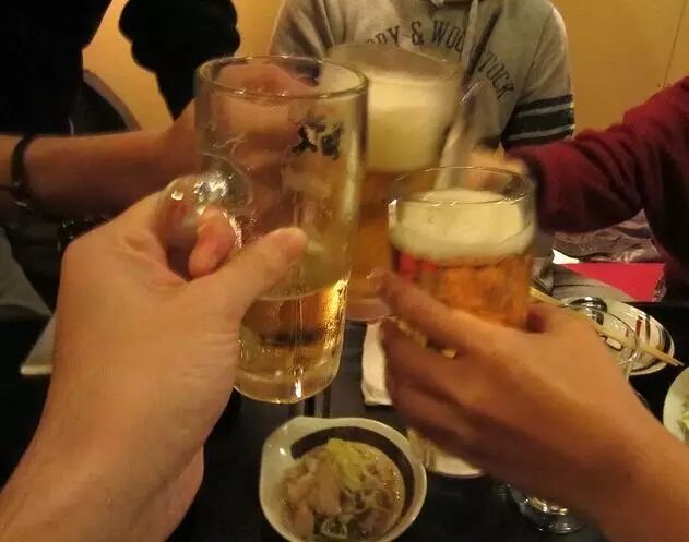 桂林聚会喝酒又出事同桌两人成被告灌阳人你还敢这样做