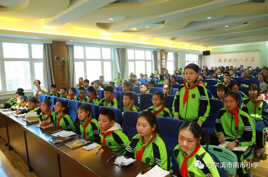 "科技兴则民族兴,科技强则国家强"科学家公益讲座走进南市小学