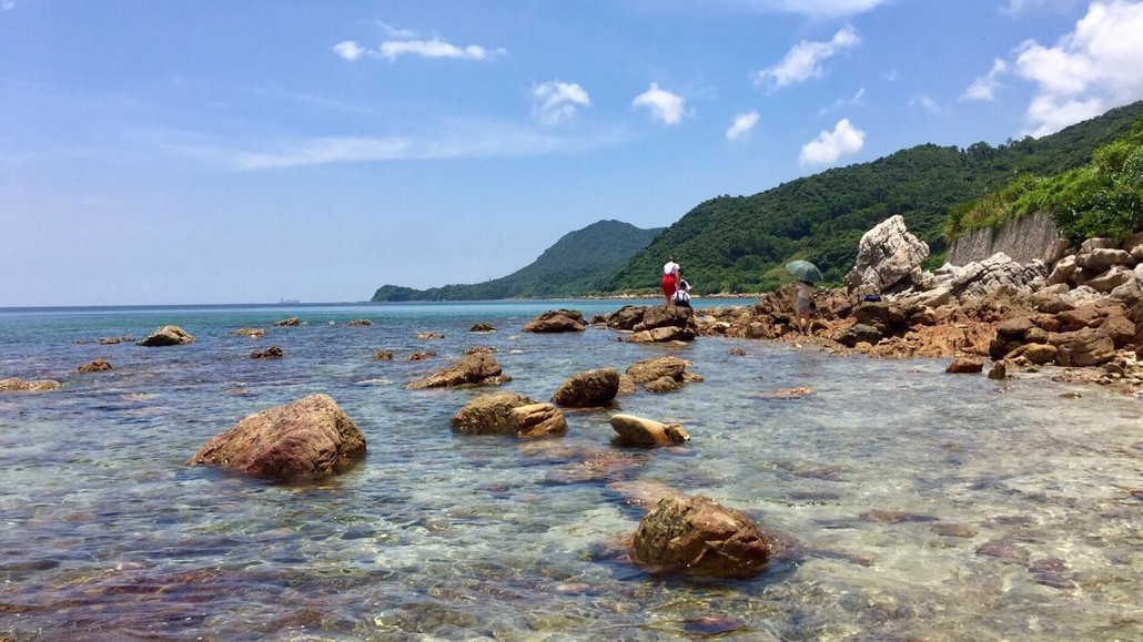 12月7日深圳南澳最美海灘桔釣沙,七星灣海岸線穿越,自助火鍋野餐