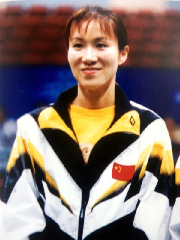 20年前的今天,南通籍名将葛菲在一项大赛创六连冠_羽毛球