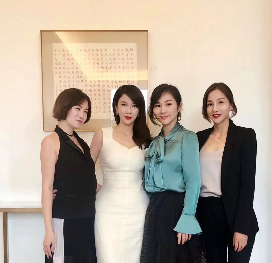 美好的优质女性社群,不仅分享美好生活,还有关注女性力量的论坛和沙龙