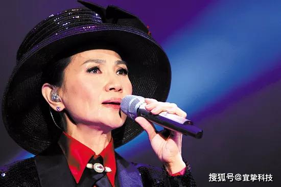 2012年,中国台湾女歌手凤飞飞因为肺癌去世