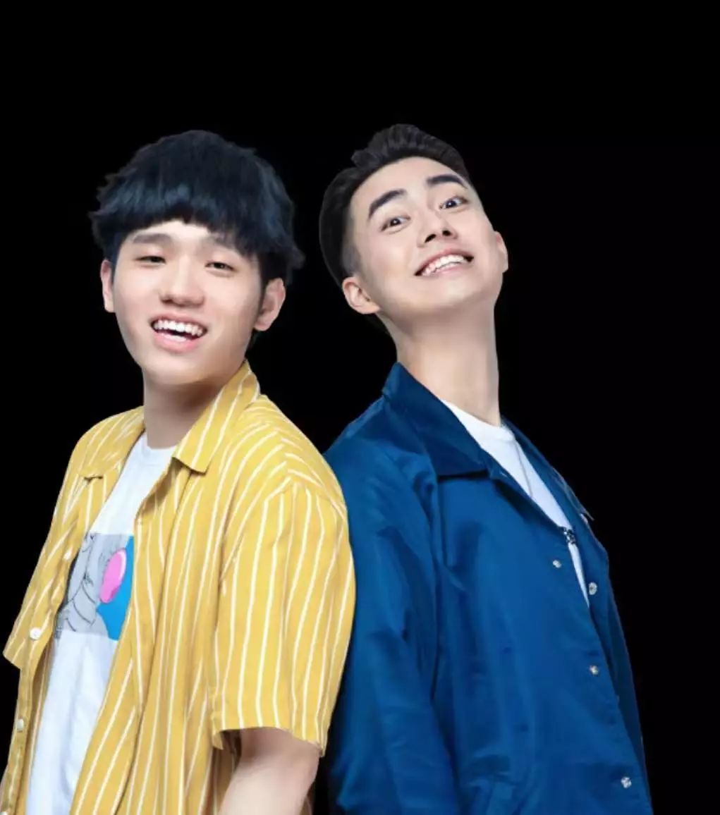 昌叔梓浩昌叔梓浩的漫才表演让人耳目一新,内容上整体节奏快,笑点密集