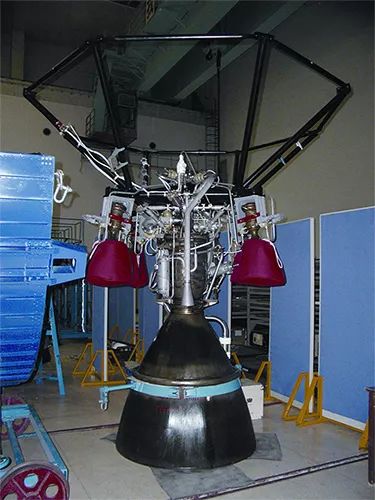 我国长征八号运载火箭芯二级氢氧发动机高空模拟试验获得了成功,这