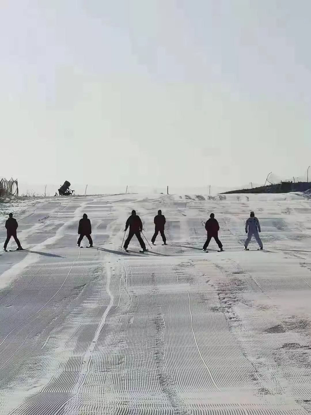 滦县滑雪图片