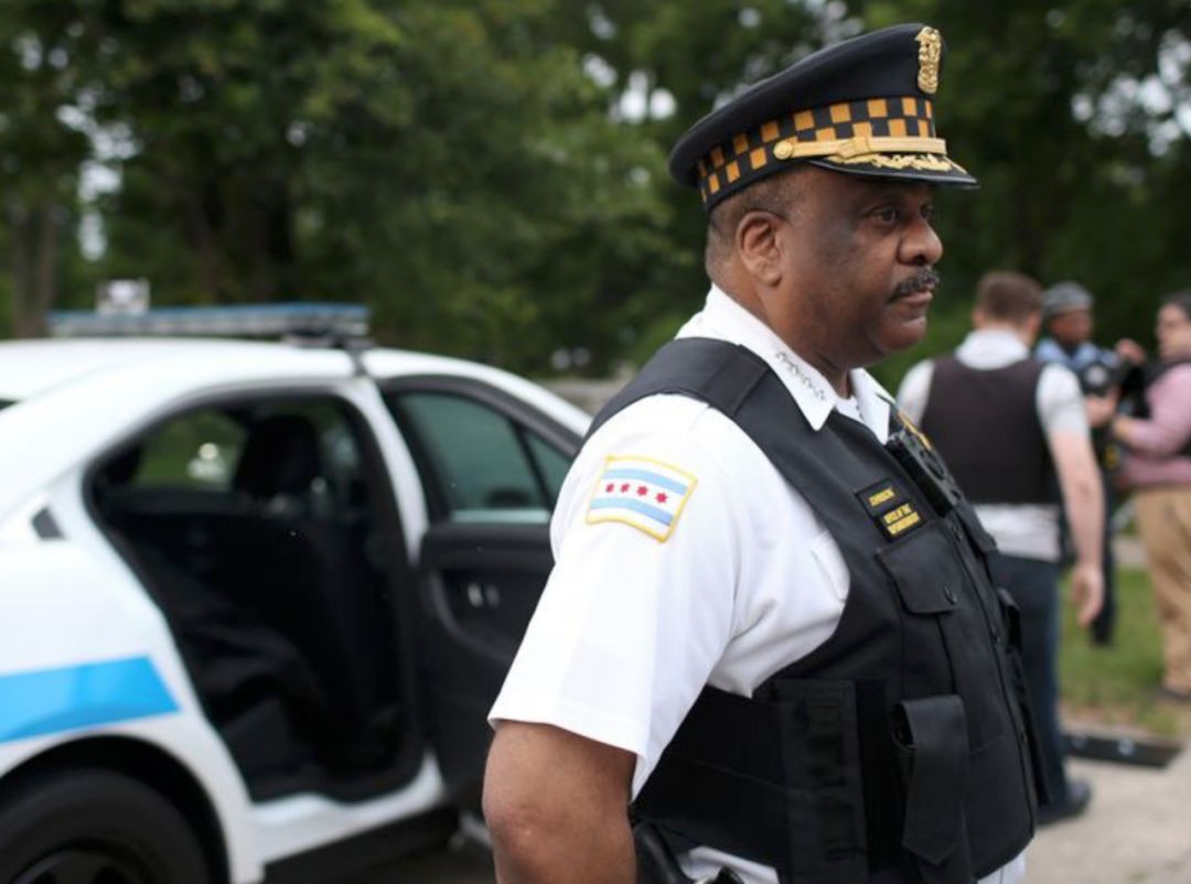 芝加哥警长被炒鱿鱼_瑞莱富特