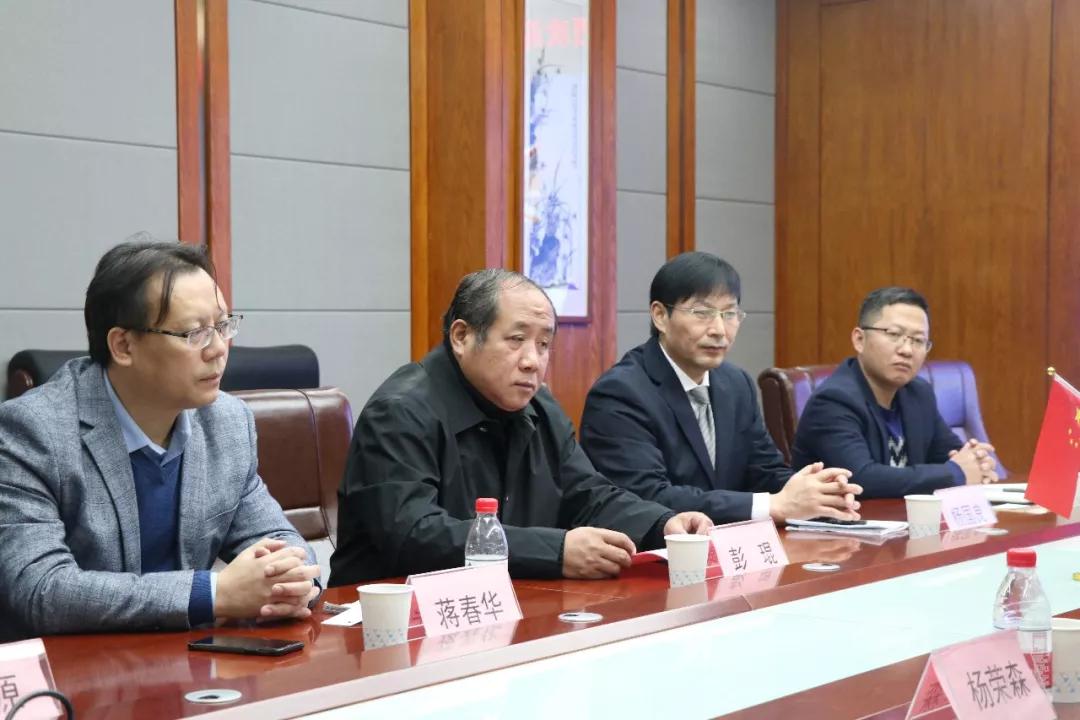 长沙外国语学校与英国学校缔结姊妹学校