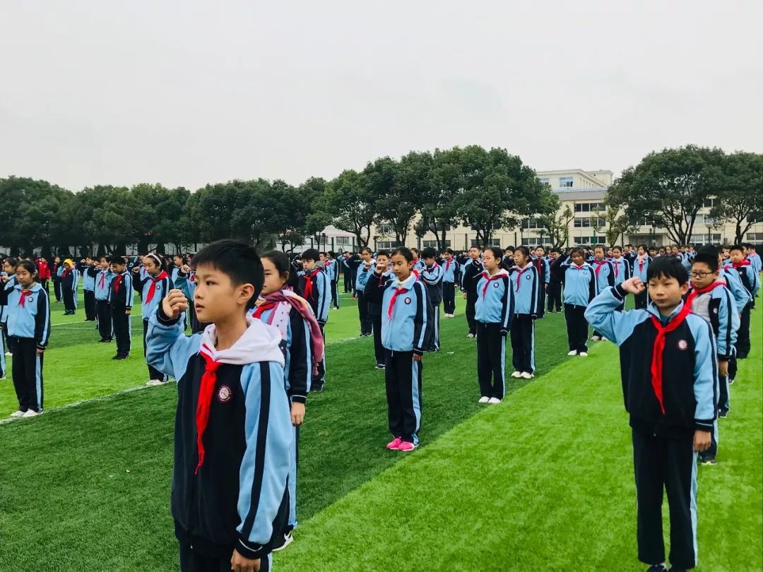 多彩徐中美好生活从宪法开始徐行中学宪法宣传活动报道