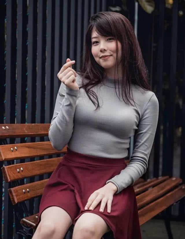 巴西美女辅助表白jkl?直言最喜欢的ad是阿水,粉丝:等一个官宣!_mayumi